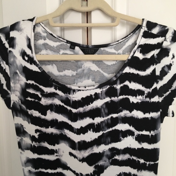 GUESS❓Black & White High-Low Bodycon Maxi Dress - Picture 6 of 8